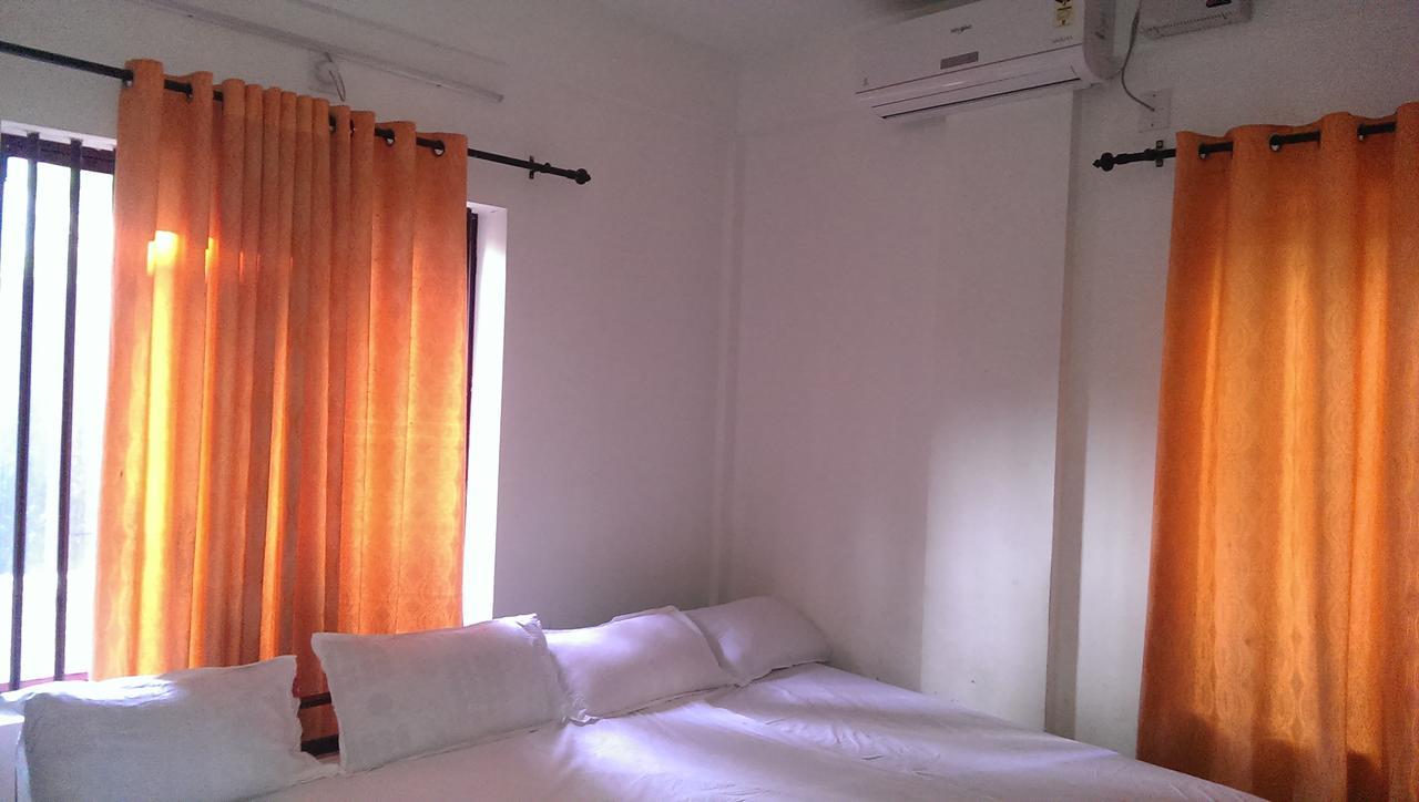 Shiva Inn Guruvāyūr Kültér fotó